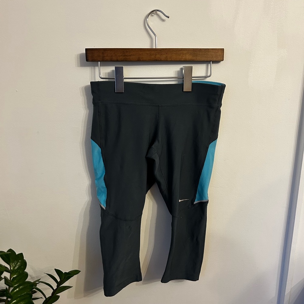 Nike crop running tights